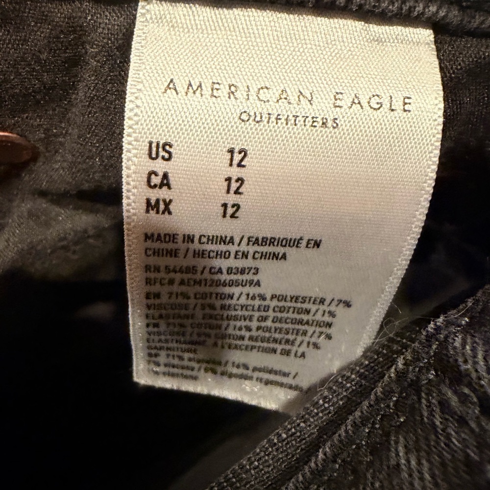 American Eagle Highest Rise Boyfriend Shorts Black Size 12 - Picture 3 of 5
